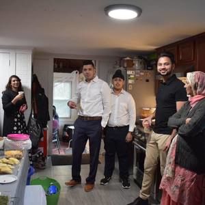 Meet your Posher, Manny